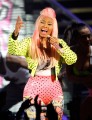 nicki-minaj-hmv-hammersmith-apollo-18