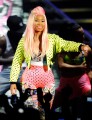 nicki-minaj-hmv-hammersmith-apollo-21