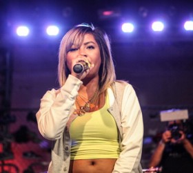Music : Tinashe Feat. Honey Cocaine “Boss (Remix)”
