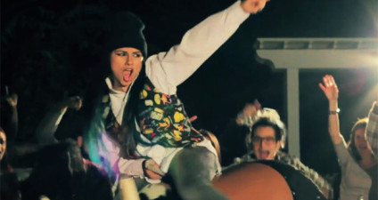 new-snow-tha-product-hola-2013